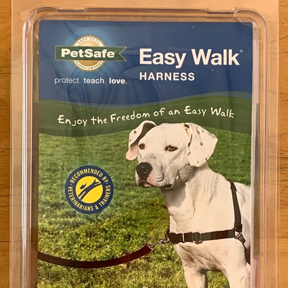 PetSafe Easy Walk Harness in Black and Brown
